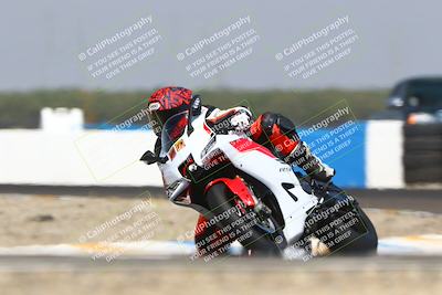 media/Sep-20-2025-TrackDaz (Sat) [[27f0cde673]]/A Group/12pm (Turn 1)/